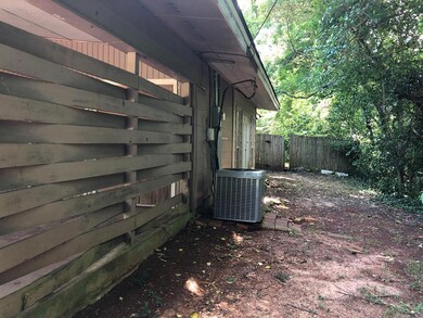 1120 Murray St, Nacogdoches, TX 75961 - photo 5