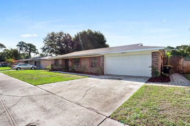 4861 Lofty Pines Cir W, Jacksonville, FL 32210 - photo 2