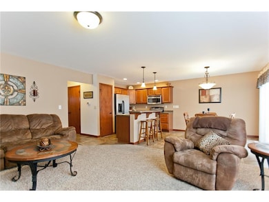 424 Moose Dr NW, Cedar Rapids, IA 52405 - photo 6