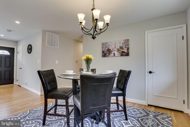 2816 Shanandale Dr, Silver Spring, MD 20904 - photo 6