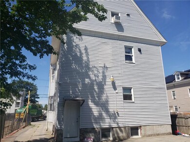 10 Taylor St, Providence, RI 02907 - photo 4