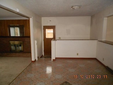 4890 Botsford Dr, Columbus, OH 43232 - photo 3