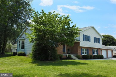 818 Pine Stump Rd, Chambersburg, PA 17202 - photo 2