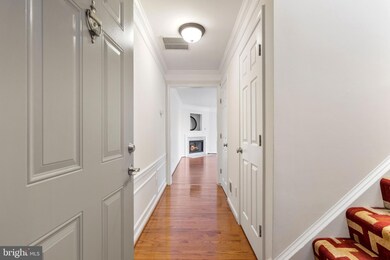 21823 Baldwin Square unit 302, Sterling, VA 20164 - photo 4