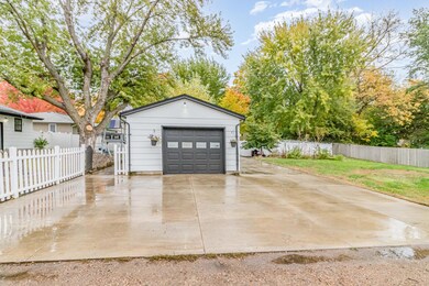 206 2nd St SE, New Prague, MN 56071 - photo 4