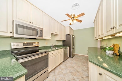 1616 Rock Creek Dr unit 4, Frederick, MD 21702 - photo 4