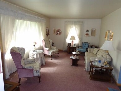 3053 Hess Dr, Highland, IN 46322 - photo 2