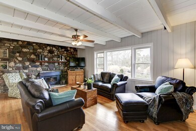 43380 Mountain View Dr, Chantilly, VA 20152 - photo 3