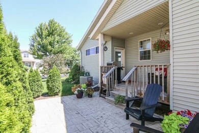 5223 Teaberry Ln unit 2, Fitchburg, WI 53711 - photo 3