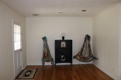 Wide and Inviting Foyer