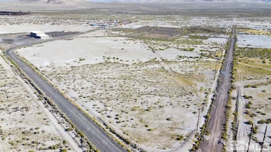 327 Xenon Ln, Fallon, NV 89408 - photo 2