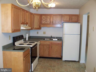 205 Hailey Ln unit I2, Strasburg, VA 22657 - photo 2