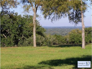 105 Edgemont Dr, San Marcos, TX 78666 - photo 5