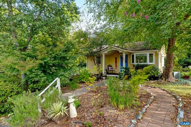 Cottage in a garden oasis