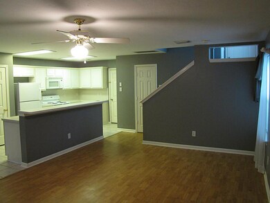 238 S Walden Elms Cir, Spring, TX 77382 - photo 5