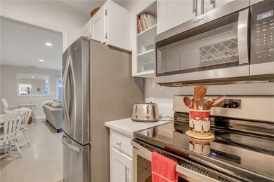 152 S Island Square Dr, Saint Simons Island, GA 31522 - photo 6