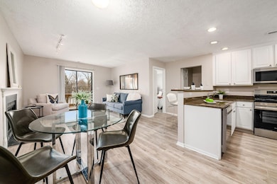 Dining & Kitchen