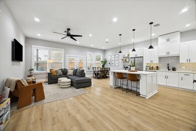 6496 T C Jester Blvd, Houston, TX 77091 - photo 5