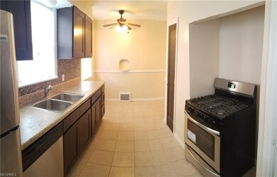 17610 Maple Heights Blvd, Maple Heights, OH 44137 - photo 7