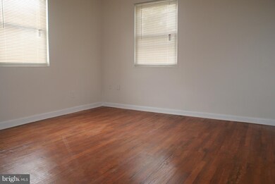 7904 Kennewick Ave, Takoma Park, MD 20912 - photo 2