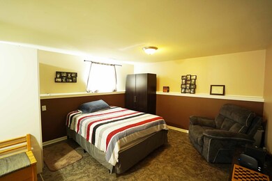 106 Pecos Cir, Carpentersville, IL 60110 - photo 6