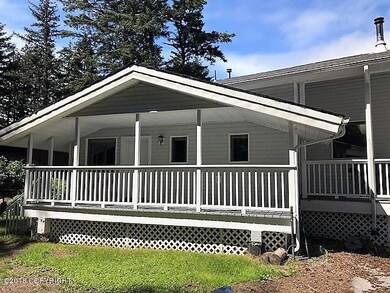 1855 3Sisters - House Front v3