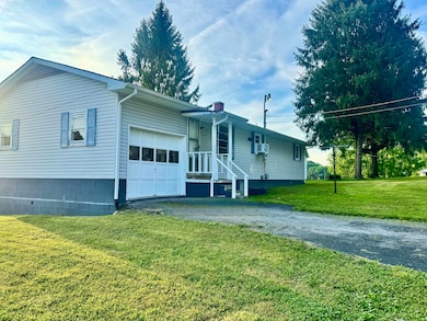 19 Reedy Addition Rd, Craigsville, WV 26205 - photo 6