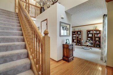 1827 Aurora Ave, Lewis Center, OH 43035 - photo 3