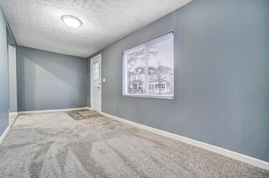 881 Gilbert St, Columbus, OH 43206 - photo 5