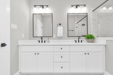 9 Wellford St unit C, Houston, TX 77022 - photo 4