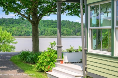 Print - 28 Riverview St Stuyvesant NY 12