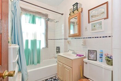 180 Winthrop St, Roxbury, MA 02119 - photo 5