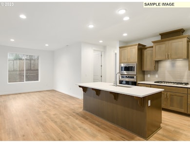 16527 SE Odell Lake Ln unit 744, Happy Valley, OR 97086 - photo 5