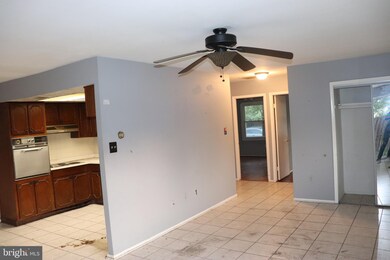 12711 Marquette Ln, Bowie, MD 20715 - photo 5