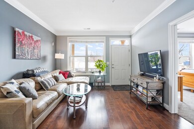 945 Ingleside Ave, Columbus, OH 43215 - photo 4