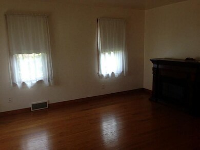 Living Room. Nice living space