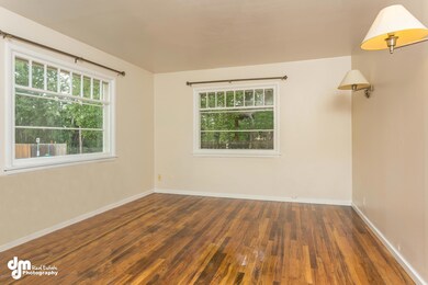 Living Room 4725-FULL