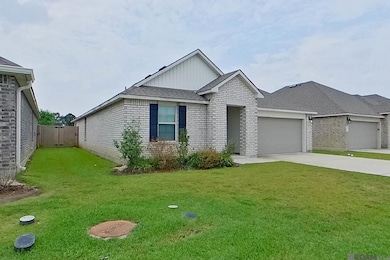 410 Mango Dr, Lafayette, LA 70507 - photo 2