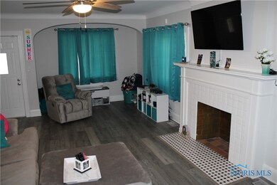 2150 Charlestown Ave, Toledo, OH 43613 - photo 3