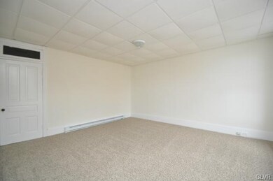 661 Main St unit 3, Slatington, PA 18080 - photo 5