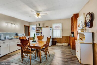 967 Coldspring Rd, Fayetteville, PA 17222 - photo 5