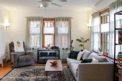Living-Room_7686