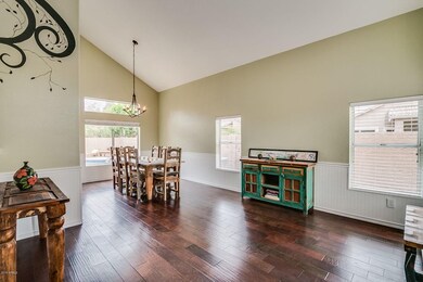 Formal Dining