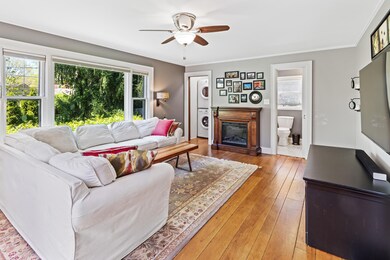 204 W Dunedin Rd, Columbus, OH 43214 - photo 7