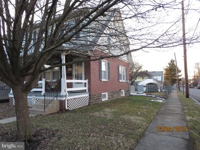 124 N Towamencin Ave, Lansdale, PA 19446 - photo 2