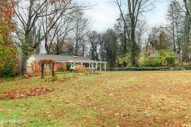 383 East Dr, Oak Ridge, TN 37830 - photo 4