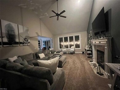 Cathedral great room, remote start gas fireplace