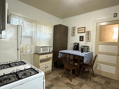 2237 N 40th St unit 2239, Milwaukee, WI 53208 - photo 3