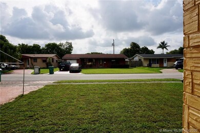 2654 Oleander Dr, Miramar, FL 33023 - photo 5