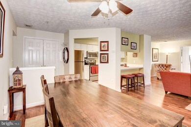 621 Admiral Dr unit 308, Annapolis, MD 21401 - photo 3